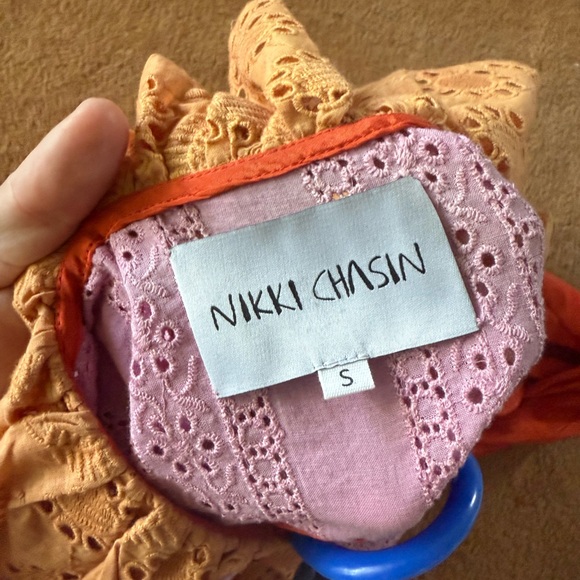 Colorful Ruffled Blouse - Picture 5 of 7